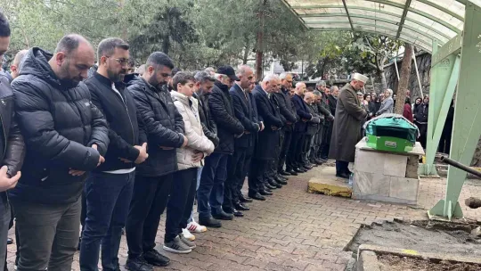 Kazada ölen Miraç İslam, gözyaşlarıyla defnedildi