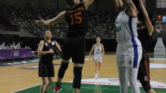 İzmit Belediyespor yine mağlup oldu 69-80