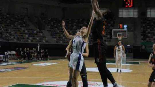 İzmit Belediyespor yine mağlup oldu 69-80
