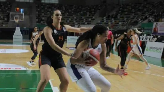 İzmit Belediyespor yine mağlup oldu 69-80