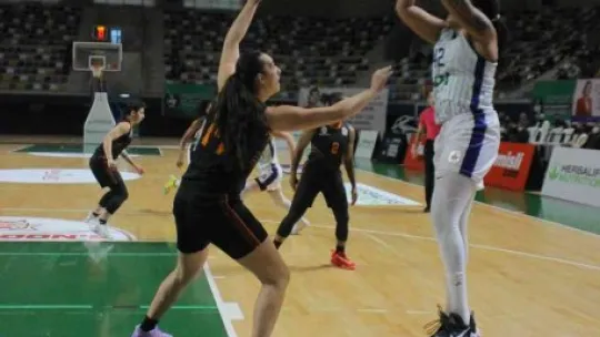 İzmit Belediyespor yine mağlup oldu 69-80