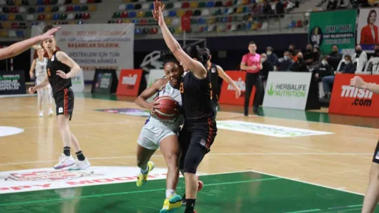 İzmit Belediyespor yine mağlup oldu 69-80