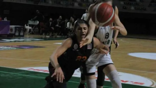 İzmit Belediyespor yine mağlup oldu 69-80