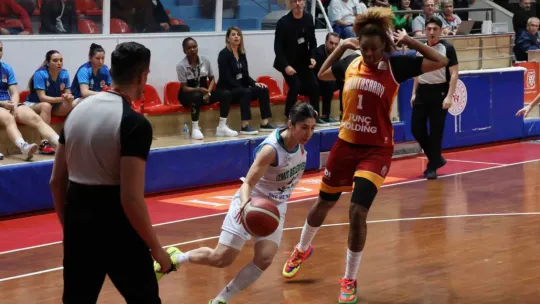 İzmit Belediyespor, Play-Off'a veda etti: 75 - 78