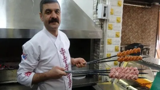 Kebapçılar isyan ediyor! Fiyatı eti geçti