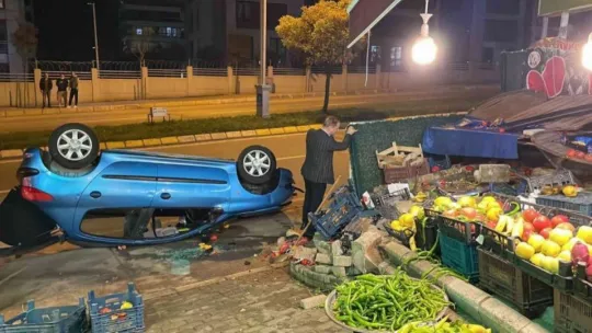 Kediyi ezmemek için manevra yapınca takla attı