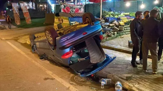 Kediyi ezmemek için manevra yapınca takla attı
