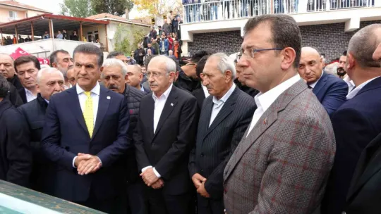 Kılıçdaroğlu'nun kardeşi son yolculuğuna uğurlandı