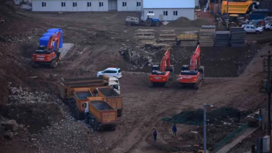 Kazılan alandan tarihi mezar çıktı