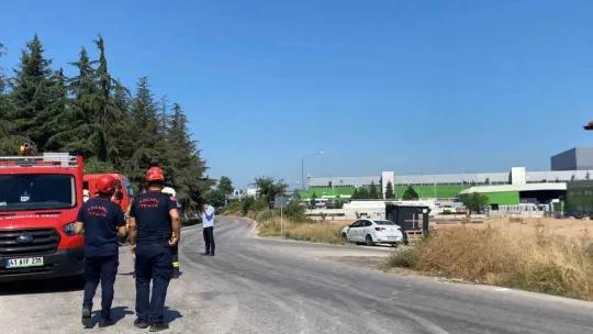 Kepçe, ana hattı patlattı: Çok sayıda ekip sevk edildi