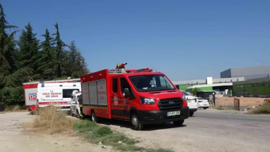 Kepçe, ana hattı patlattı: Çok sayıda ekip sevk edildi