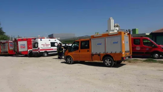 Kepçe, ana hattı patlattı: Çok sayıda ekip sevk edildi