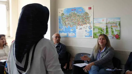 Kimi aşkının peşinden kilometrelerce yol geldi, kimi huzuru Türkiye'de buldu