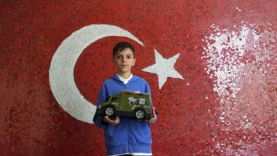 Kimi canavar savar yaptı, kimi akıllı perde