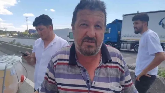 Kimyasal sıvı dolu tanklar tırdan yola düştü