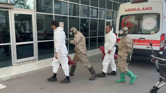 Kimyasal temas paniği: 4 işçi hastaneye kaldırıldı