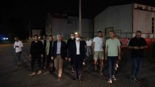 Kimyasal tepkime yoğun duman oluşturdu, göz gözü görmedi