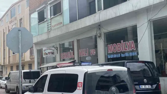 Kıraathanede silahlı kavga: 2 kardeş yaralandı