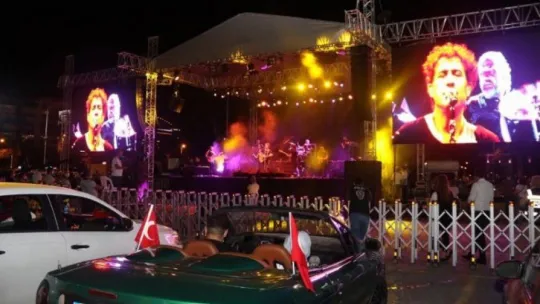 Kıraç'tan Kocaeli'de arabalı konser!