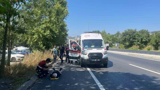Otomobil yolun karşısına geçmek isteyen araca çarptı: 5 yaralı