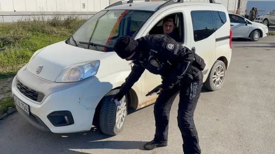 Kocaeli Emniyeti uyardı: Kış lastiklerinizi sakın çıkarmayın!