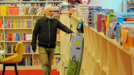 Kitapçılar boş kaldı, internetten satışlar patladı