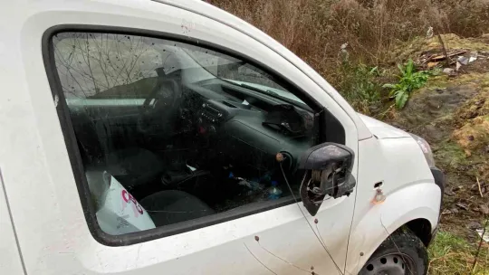 Kız arkadaşına kiralık araçta dehşeti yaşattı