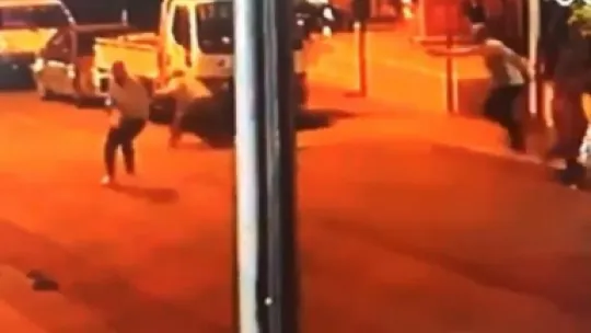 Kızını, oğluna isteyen adama sokak ortasında kurşun yağdırdı