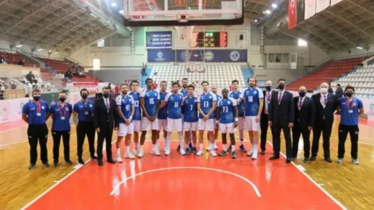 Kocaeli BŞB Kağıtspor dolu dizgin!