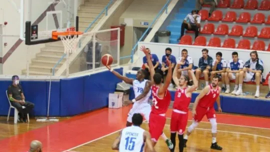 Kocaeli BŞB Kağıtspor dolu dizgin!