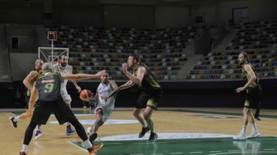Kocaeli BŞB Kağıtspor galip geldi: 78-70