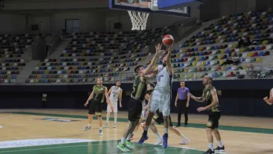 Kocaeli BŞB Kağıtspor galip geldi: 78-70