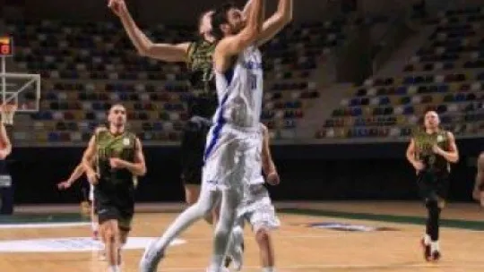 Kocaeli BŞB Kağıtspor galip geldi: 78-70