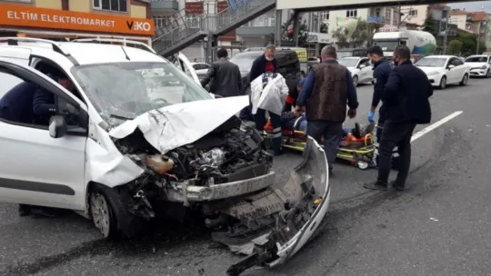 Kocaeli'de 'hatalı sollama' kazası!