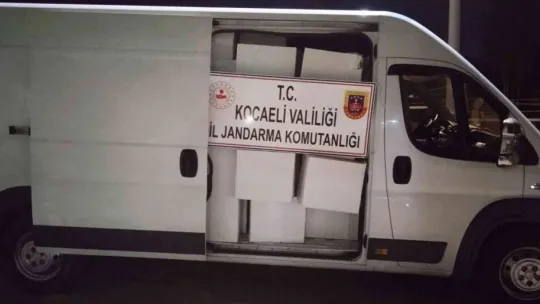 Kocaeli'de 1 milyon 150 bin adet boş makaron ele geçirildi