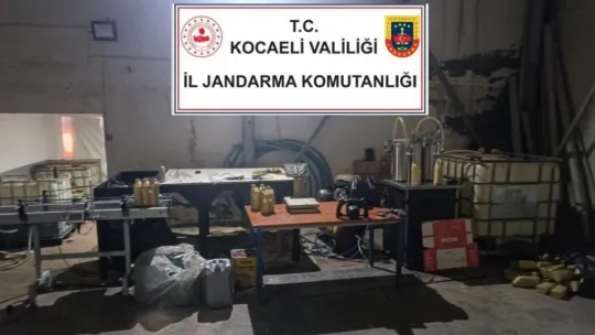 Kocaeli'de 11 milyon TL'lik sahte madeni yağ operasyonu
