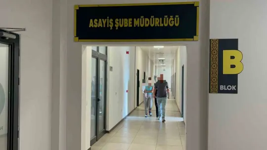 Kocaeli'de 114 suç kaydı bulunan kadın kucağında bebekle adliyeye sevk edildi