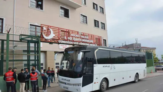 137 Afgan uyruklu göçmen sınır dışı ediliyor