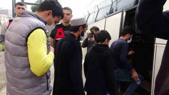 137 Afgan uyruklu göçmen sınır dışı ediliyor