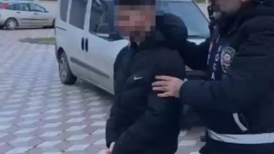 Kocaeli'de 2 kişiyi acımasızca kemerle döven şahıslar yakalandı