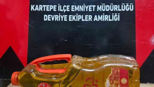 Kocaeli'de 2,85 litre sıvı metamfetamin ele geçirildi