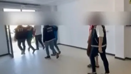 Kocaeli'de 32 kilo uyuşturucu ele geçirildi: 4 kişi tutuklandı