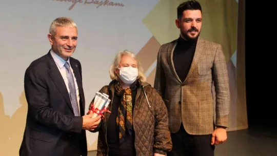 Kocaeli'de 397 hak sahibi tapularına kavuştu