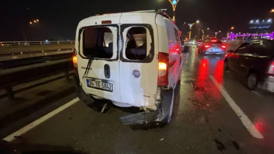 Kocaeli'de 4 araç birbirine girdi: 1 yaralı
