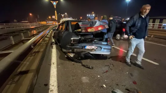 Kocaeli'de 4 araç birbirine girdi: 1 yaralı