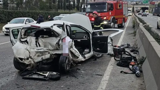 Kocaeli'de 4 araçlı zincirleme kaza: 1 ölü, 1 yaralı