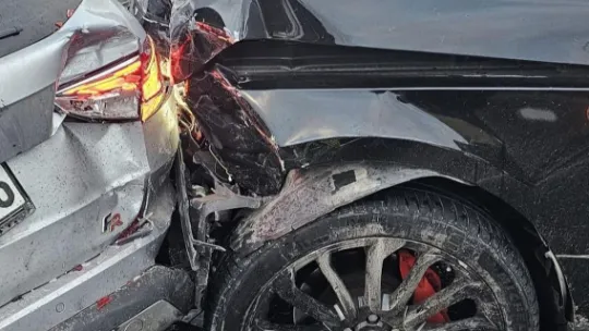 Kocaeli'de 4 araçlı zincirleme kaza: 1 ölü, 1 yaralı