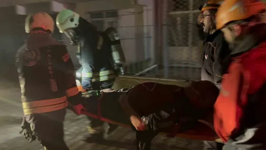 Kocaeli'de 4 katlı binada doğal gaz patlaması: 13 yaralı