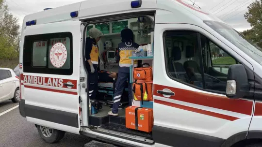 Kocaeli'de 5 araçlı zincirleme kaza: 1'i çocuk 5 yaralı