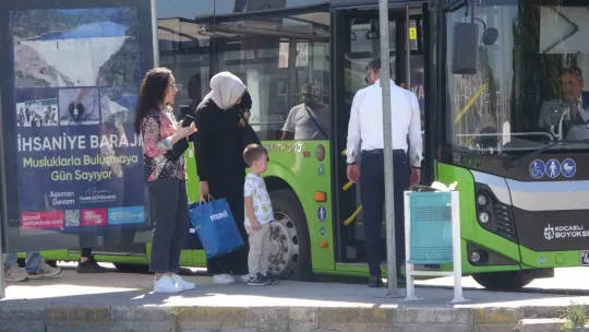 65 yaş üstüne ücretsiz kullanım devam ediyor